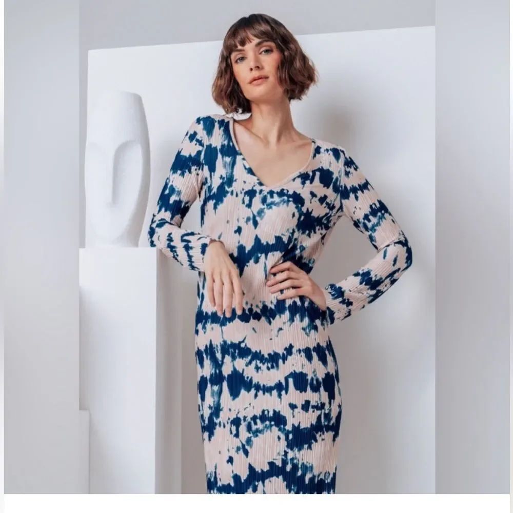 Saint + Sofia Hanna Plisse Maxi Dress-Tie Dye size 8.